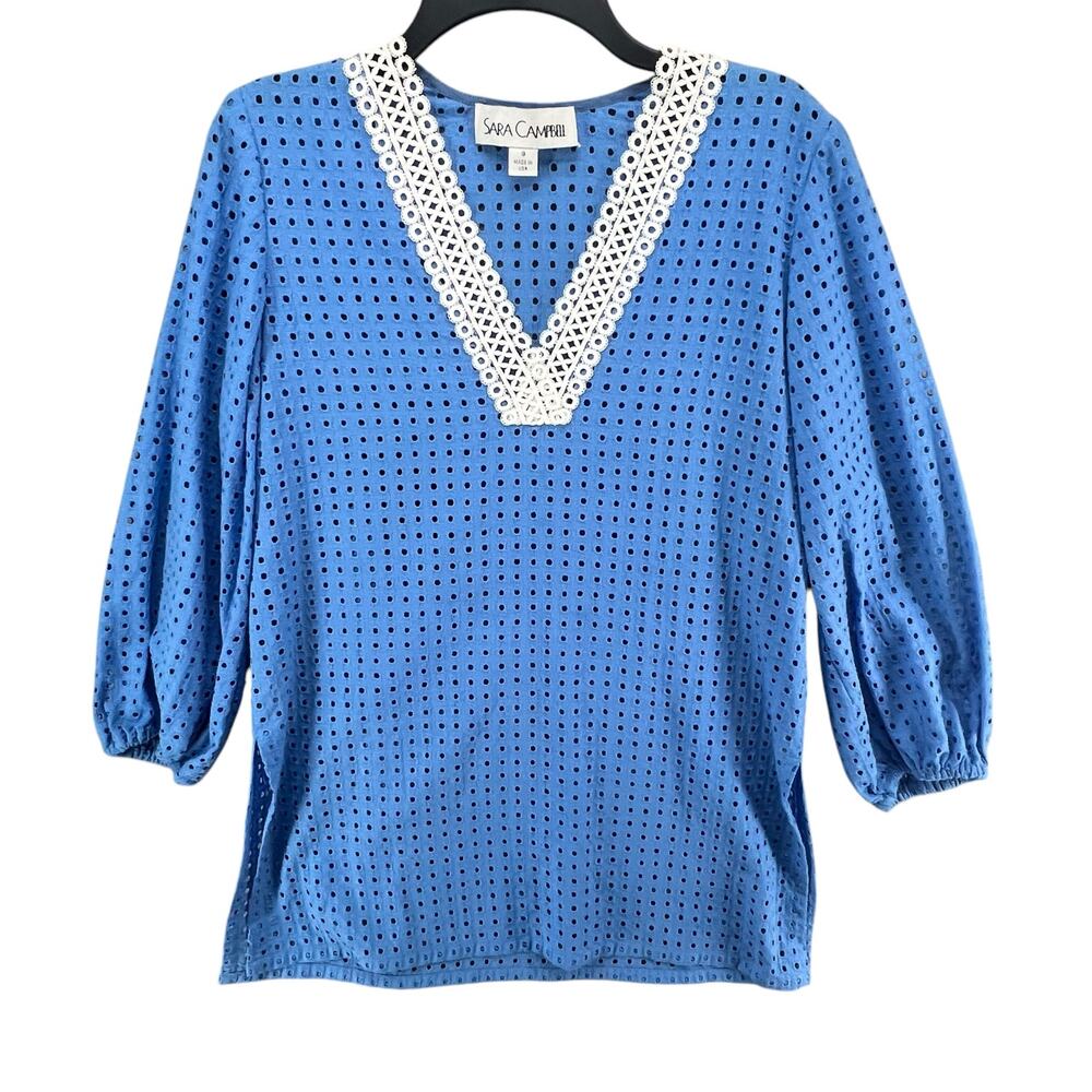Sara Campbell Blouse Womens Small Blue Eyelet Lace V Neck Top Made in USA Casual